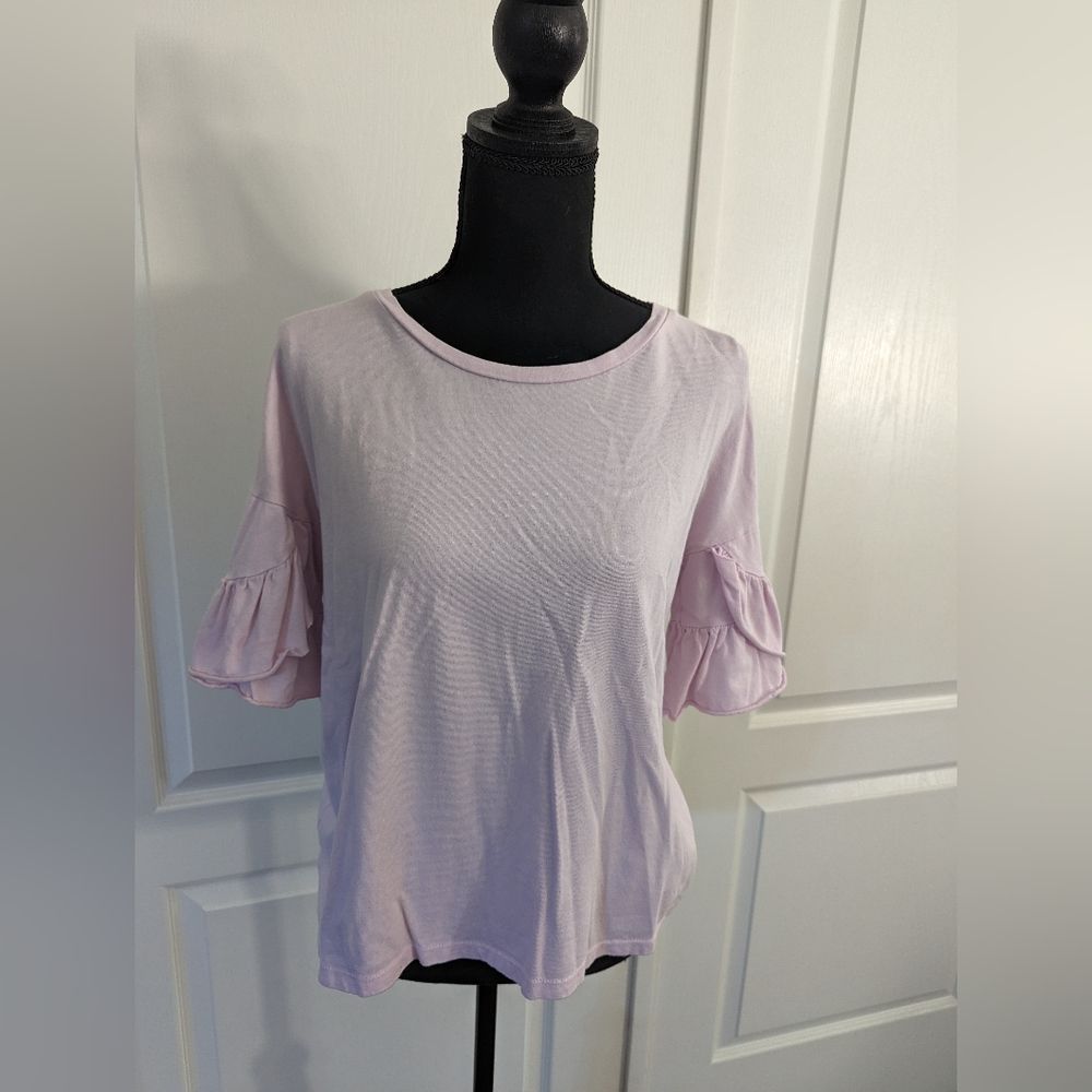 Cute pink DownEast top